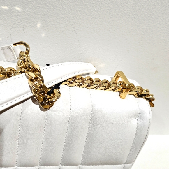 BURBERRY TB SMALL LOLA QUILTED SHOULDER / CROSSBODY BAG WITH INNER DEFECTS. - Picture 14 of 16